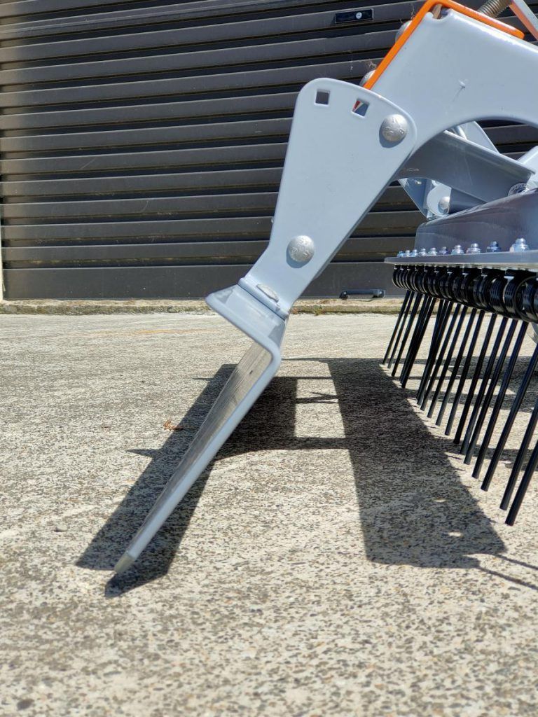 Kiwi Arena Rake