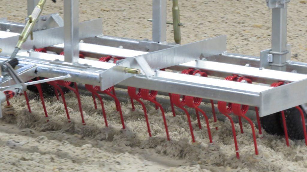 Kiwi Arena Rake