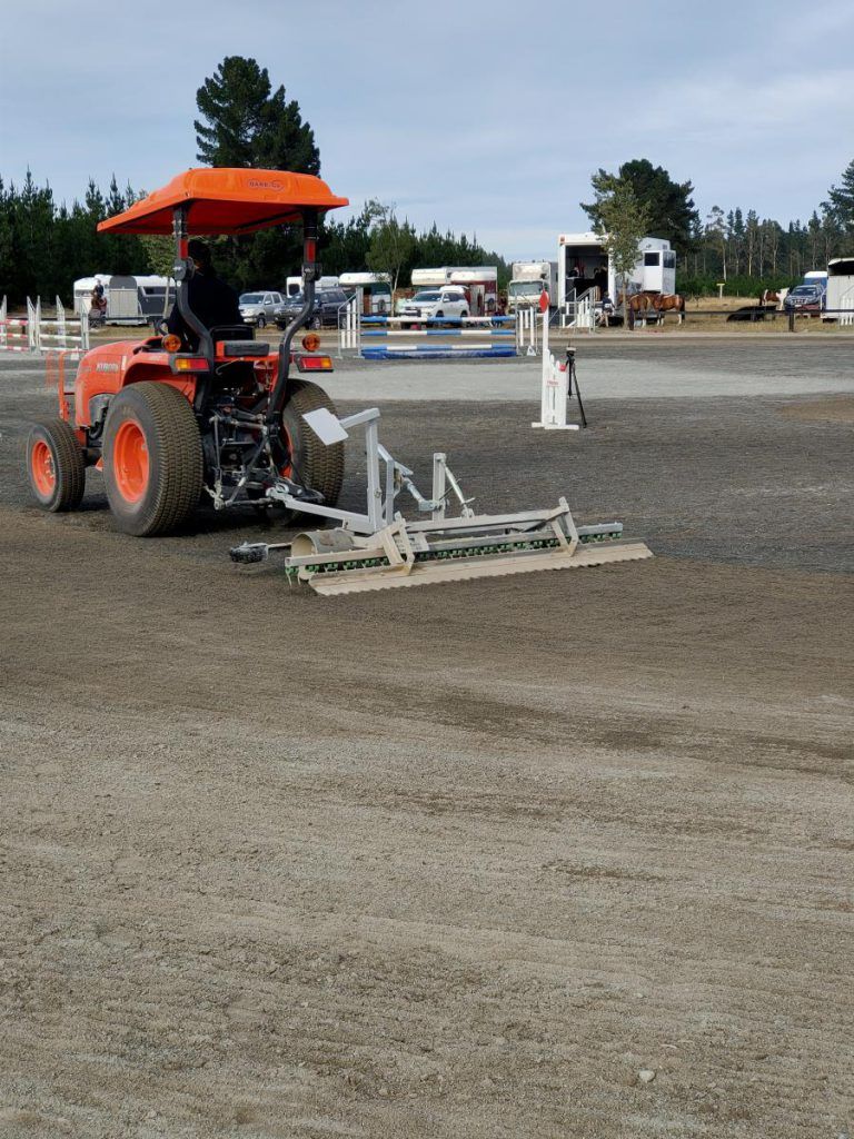 Kiwi Arena Rake